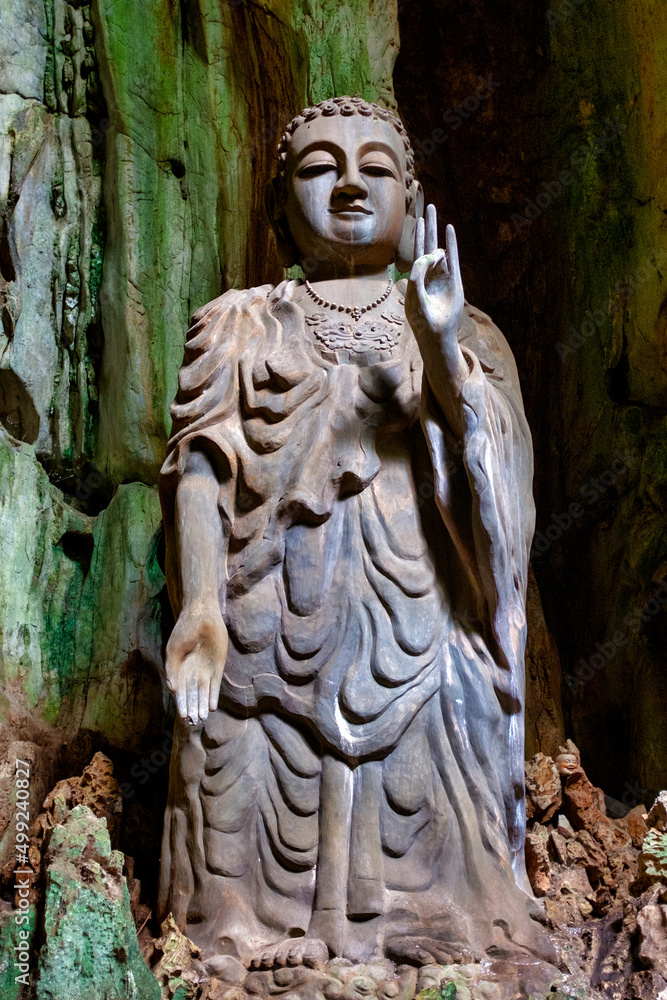 Am Phu Cave