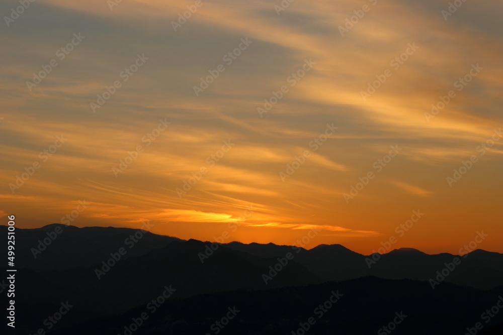 Fototapeta premium 長野県アルプス 夕焼けシュルエット Nagano Alps Sunset Silhouette