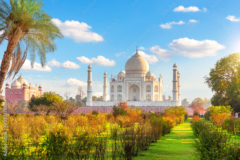 Beautiful garden in front of Taj Mahal, Agra, India
