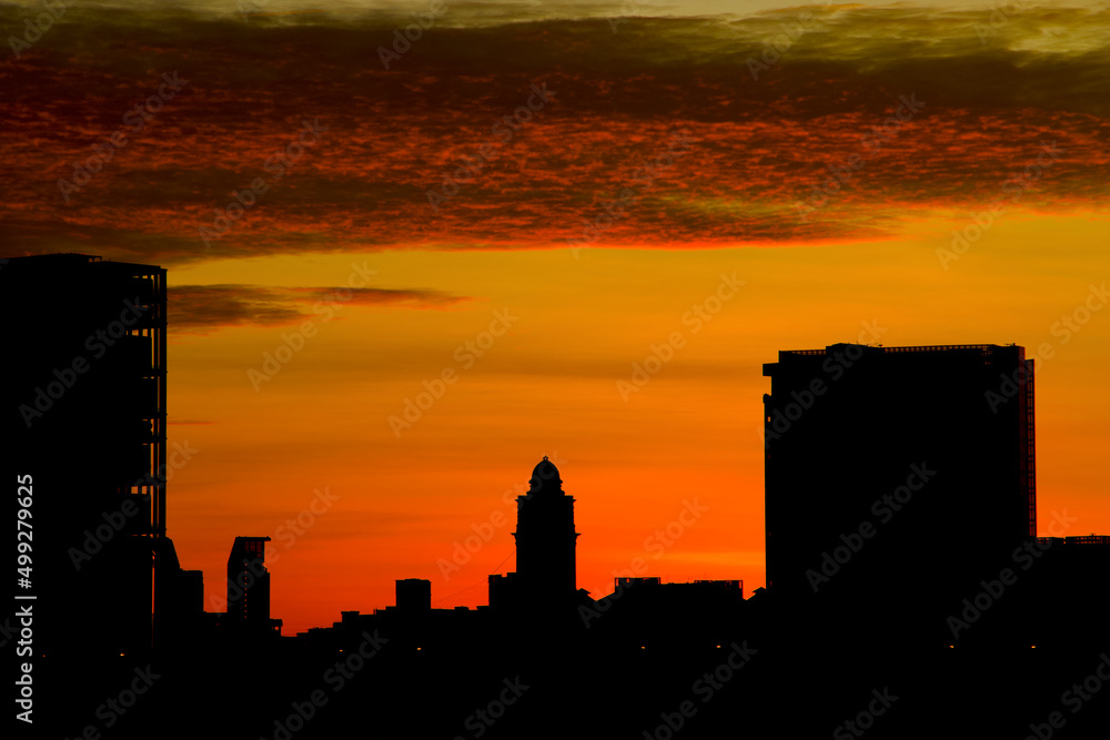 Minimalist City Skyline Sunset 