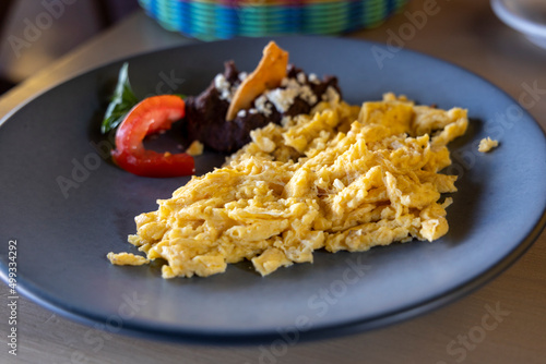 Scrambled Eggs with Black R...