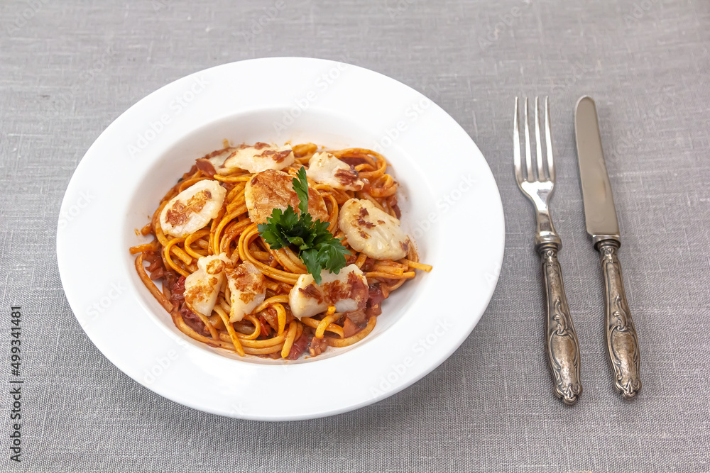 Italian Pasta with Scallop, Tomato Sauce IN A PLATE Italian Pasta with Scallop, Tomato Sauce IN A PLATE