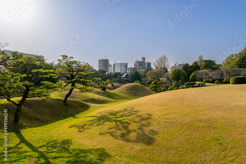 日本庭園「桜咲く観光名所風景」水前寺成趣園
Japanese garden 