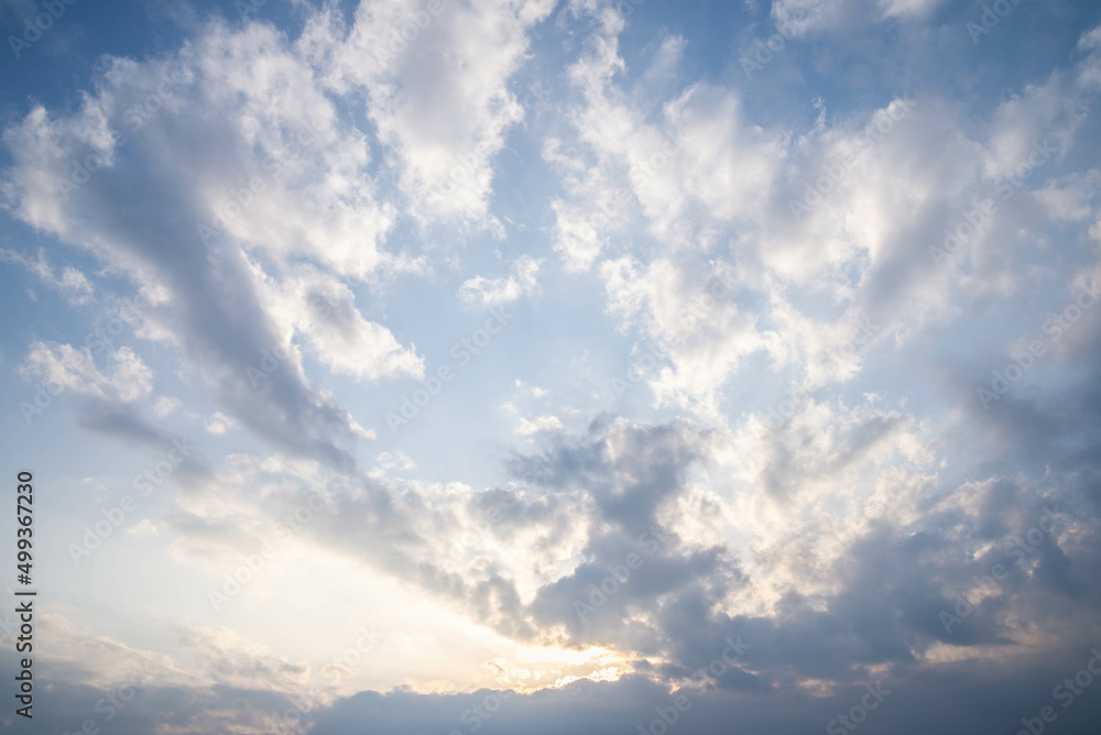 空 空