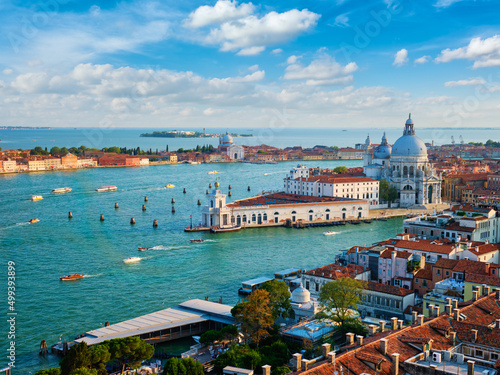 Fotobehang View of Venice lagoon and Santa Maria della Salute. Venice, Italy