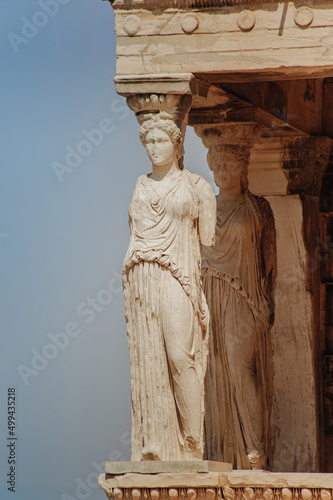 statue of caryatid