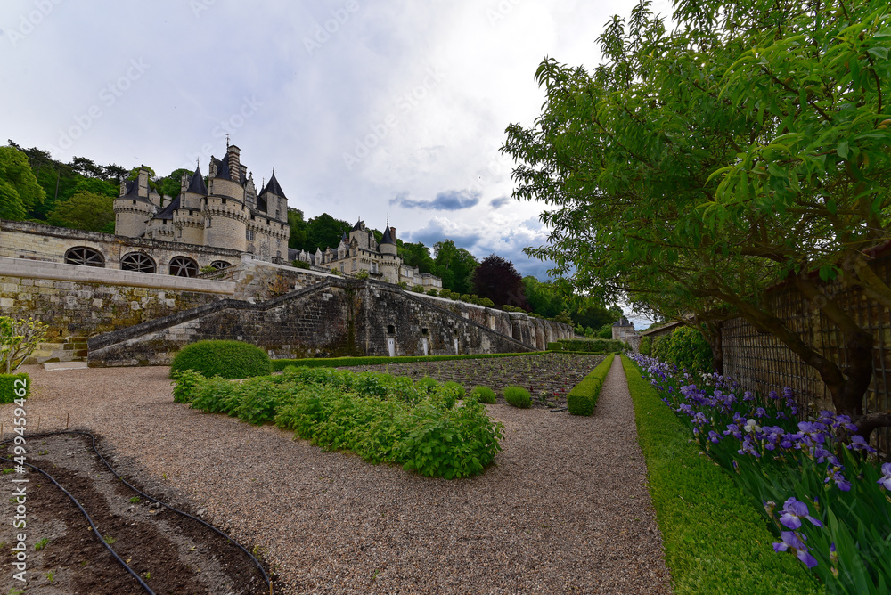 Frankreich - Rigny-Ussé - Château d'Ussé - Parkanlage Frankreich - Rigny-Ussé - Château d'Ussé - Parkanlage