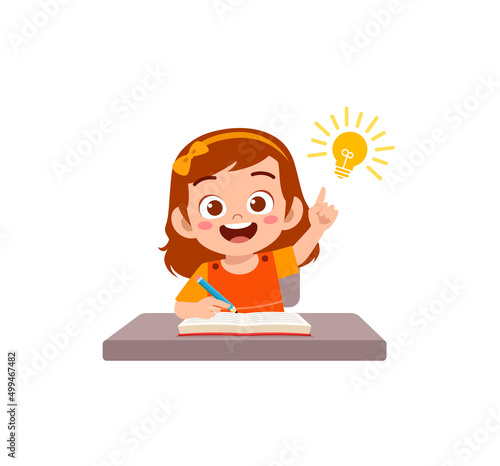 little kid do homework and find the answer