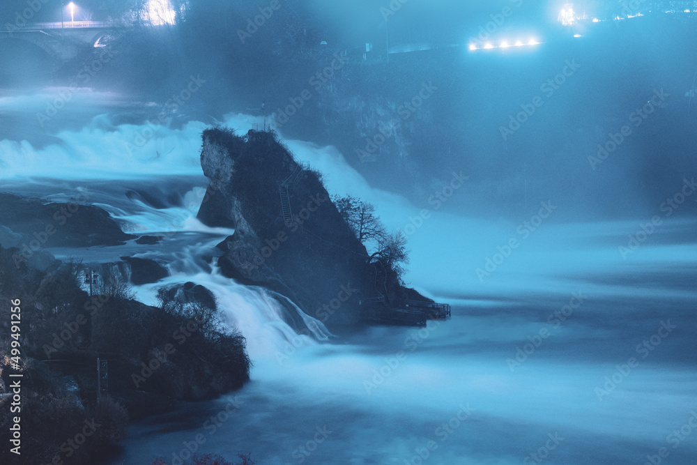 Naklejka premium Rhinefalls, the biggest waterfalls in Europe during the night