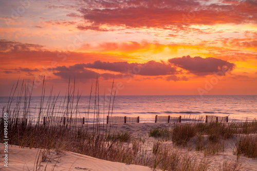 Fotografie Early morning light over the Outer Banks of North Carolina near Nags Head
