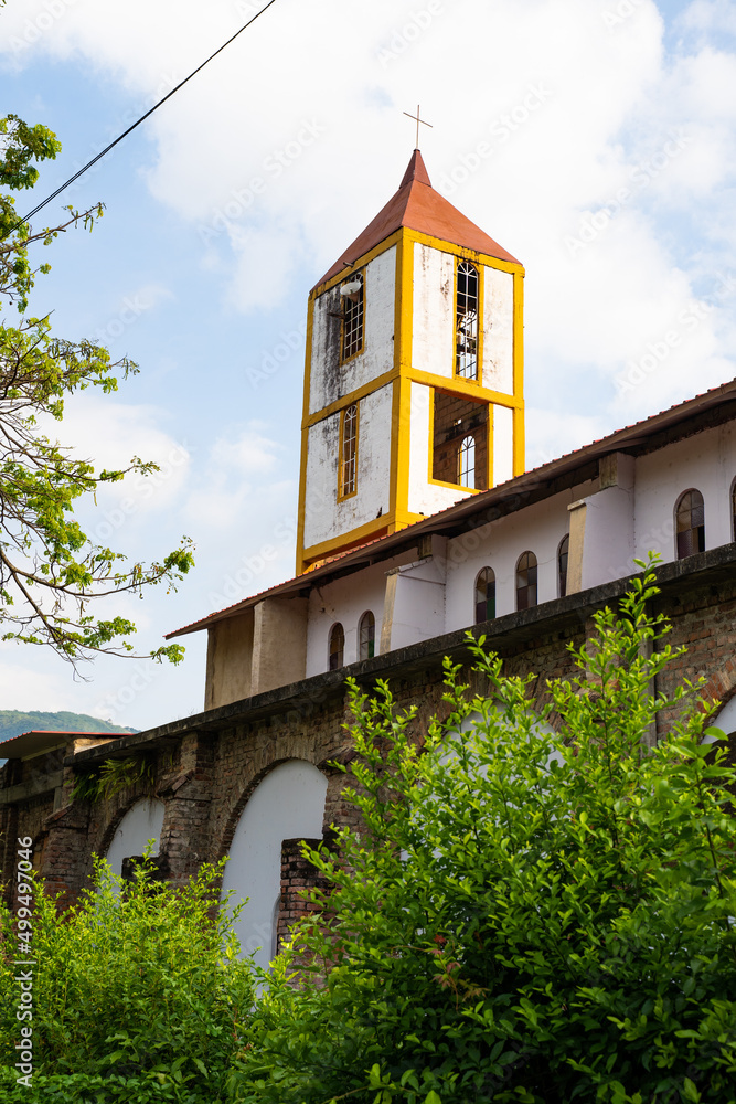 Obraz premium April 14, 2022 San Joaquín, La Mesa, Cundinamarca, Colombia. The San Joaquin church.