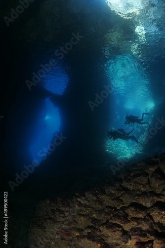  cave dive underwater exploring blue caves ocean scenery scuba divers to explore