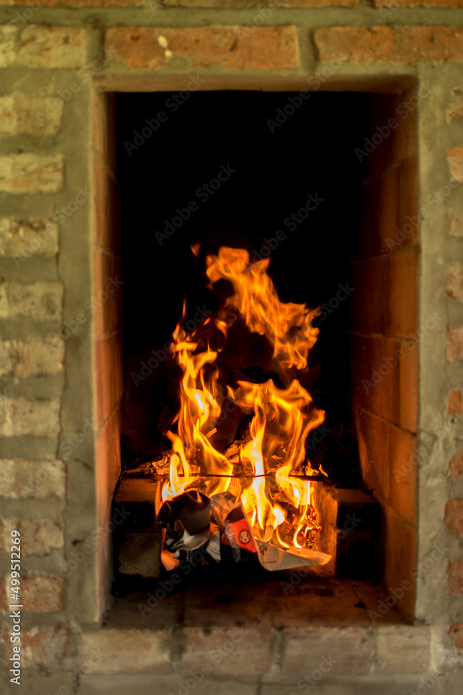 Obraz premium brasas del fuego de la parrilla 