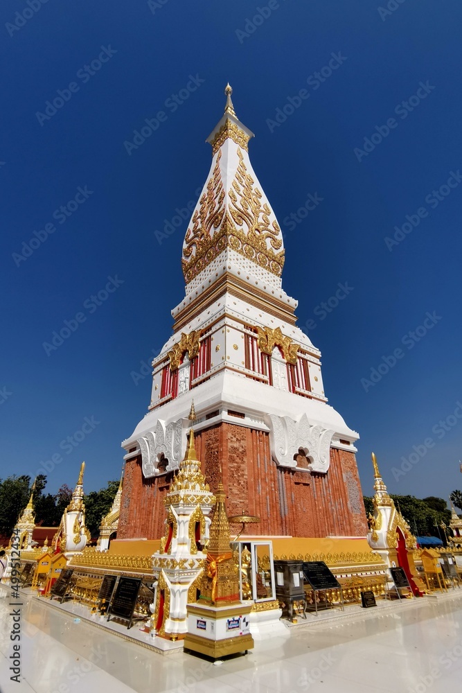 Naklejka premium Phathatphanom