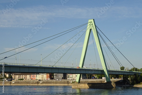 Köln (Severinsbrücke)