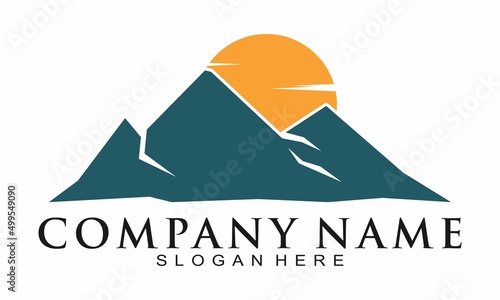 Mountain and sun illustration vector logo