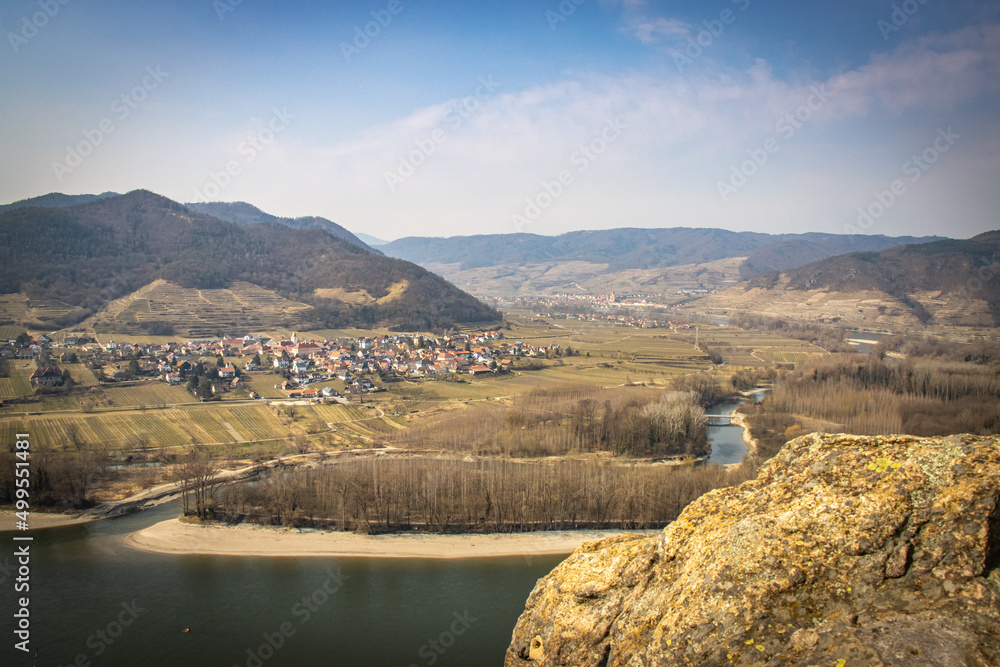 hiking in the Wachau valley, Vogelbergsteig, Dürnstein, Danube, unesco world heritage, lower austria, austria