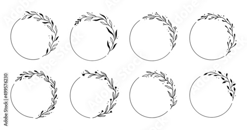 Wreath leaf circle border frame. Hand drawn doodle sketch style. Floral circle frame, flourish design element for wedding, greeting card. Vector illustration.