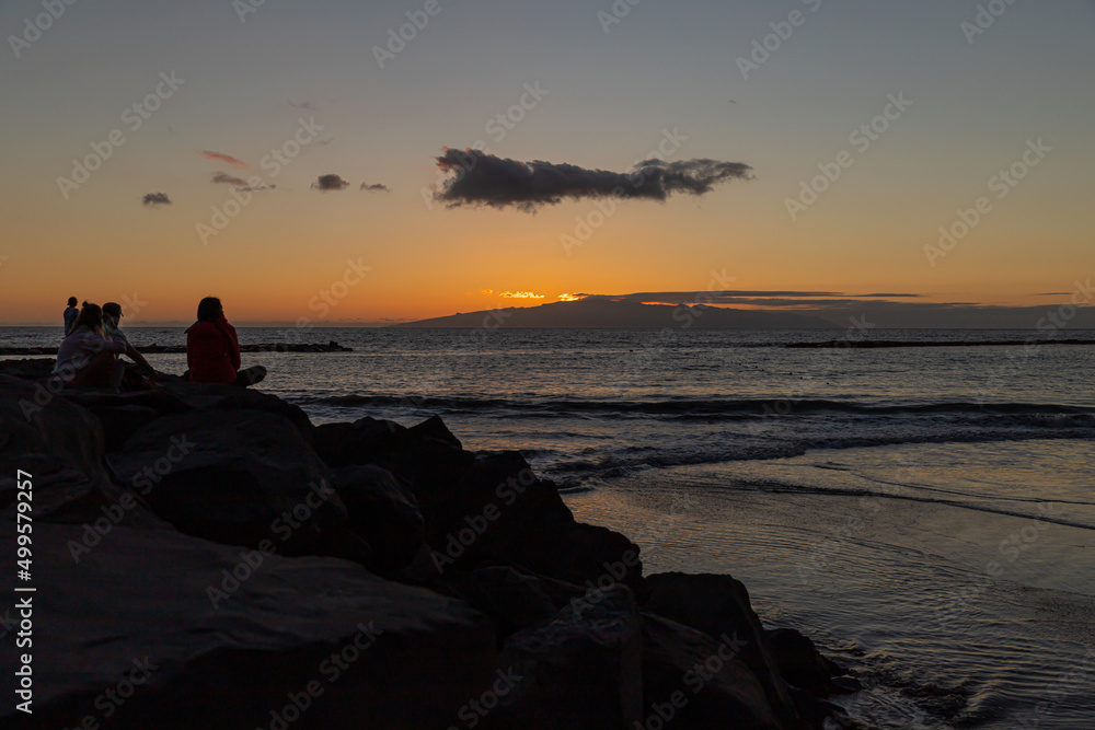 Sonnenuntergang bei Costa Adeje mit Blick nach La Gomera