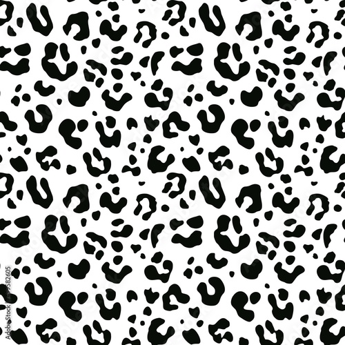 Seamless pattern leopard, black and white print. Fashion background.