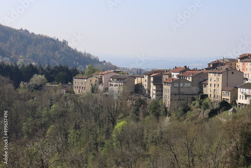 Vue d'ensemble du village de Thiers, ville de Thiers, département du Puy de Dome, France © ERIC
