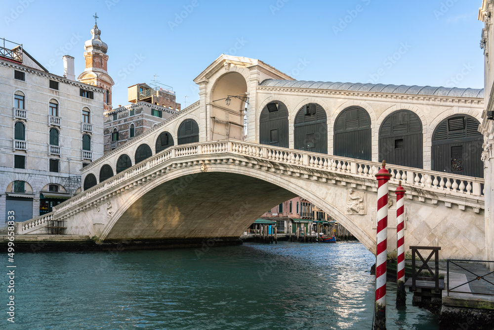 Rialto bridge on Grand Canal in Venice on early morning with no people