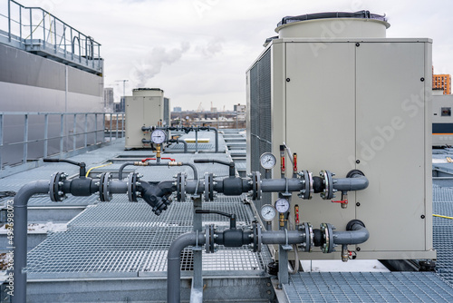 Air cooled water chiller with pipework