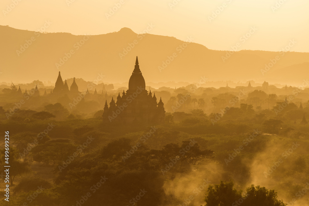 Sunset over Bagan Sunset over Bagan