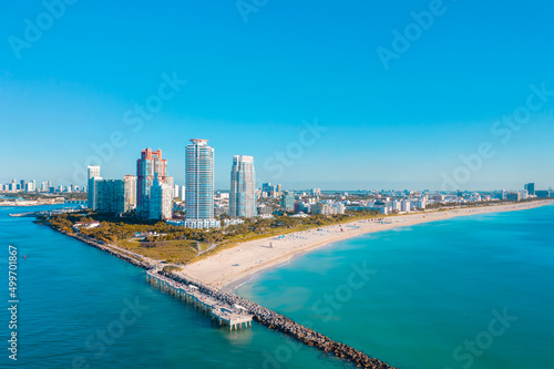 The iconic South Pointe in Miami Beach © Luis