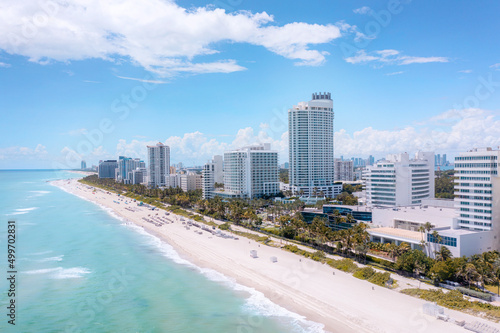 Luxury Hotels in Miami Beach, Florida © Luis