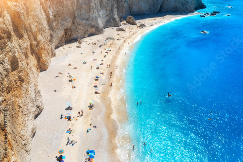 Aerial view of blue sea, ro...