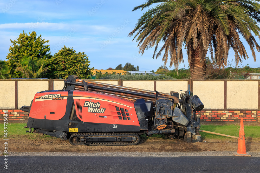 A "Ditch Witch" JT2020 Mach 1, a horizontal directional drill machine