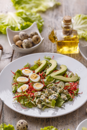 Salad with avocado