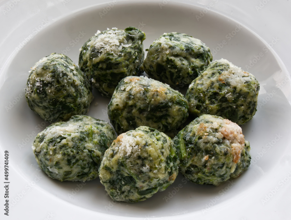 Italian Gnudi are a typical first course dish of Tuscan cuisine. Gnudi