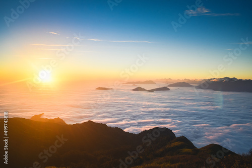 Print op canvas sunrise on the top of the mountain