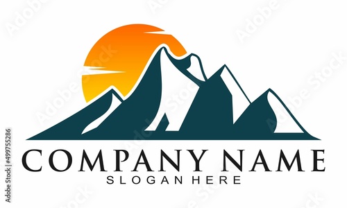 Mountain with sun illustration vector logo