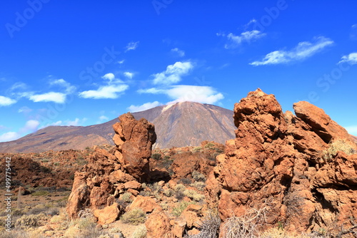 Panorama view on island of Tenerife to the volcano Pico del Teide © Dynamoland