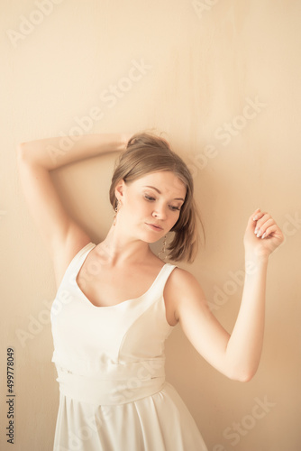 Wallpaper Mural young girl posing and looking away Torontodigital.ca