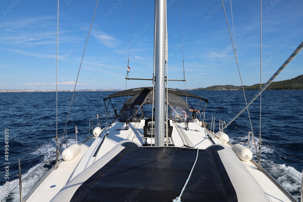 Fototapeta premium yacht in the harbor