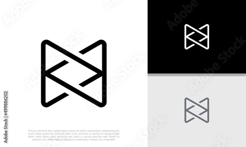 Innovative high tech logo template. Template label for blockchain technology.