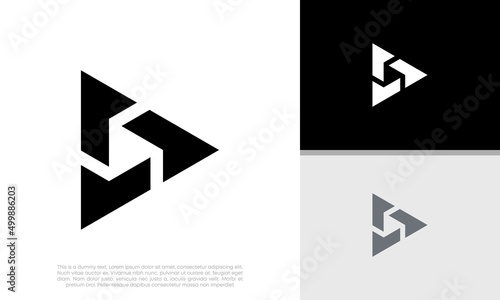 Innovative high tech logo template. Template label for blockchain technology.