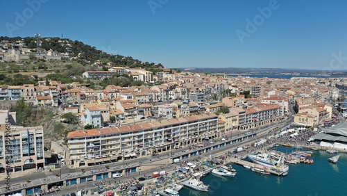 Fototapeta Naklejka Na Ścianę i Meble -  Port de Sète sur la Méditerranée dans le sud de la France