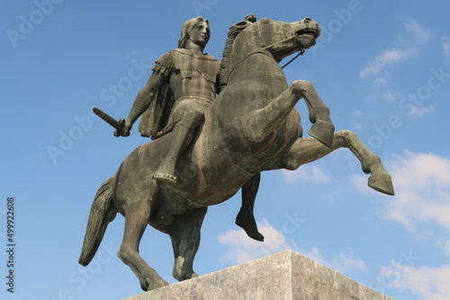 Foto Statue of Alexander the Great at the seafront of Thessaloniki