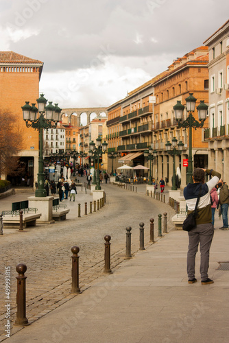 La ciudad de Segovia y sus calles, en Castilla y León, España.