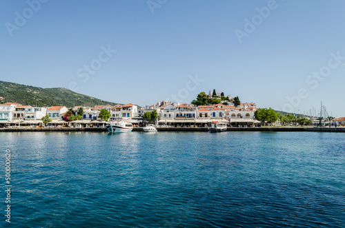 Panorama of the tourist island of Skiathos in Greece. © caocao191