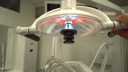 Dental operating light