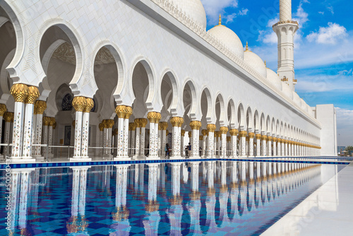 Sheikh Zayed Grand Mosque in Abu Dhabi