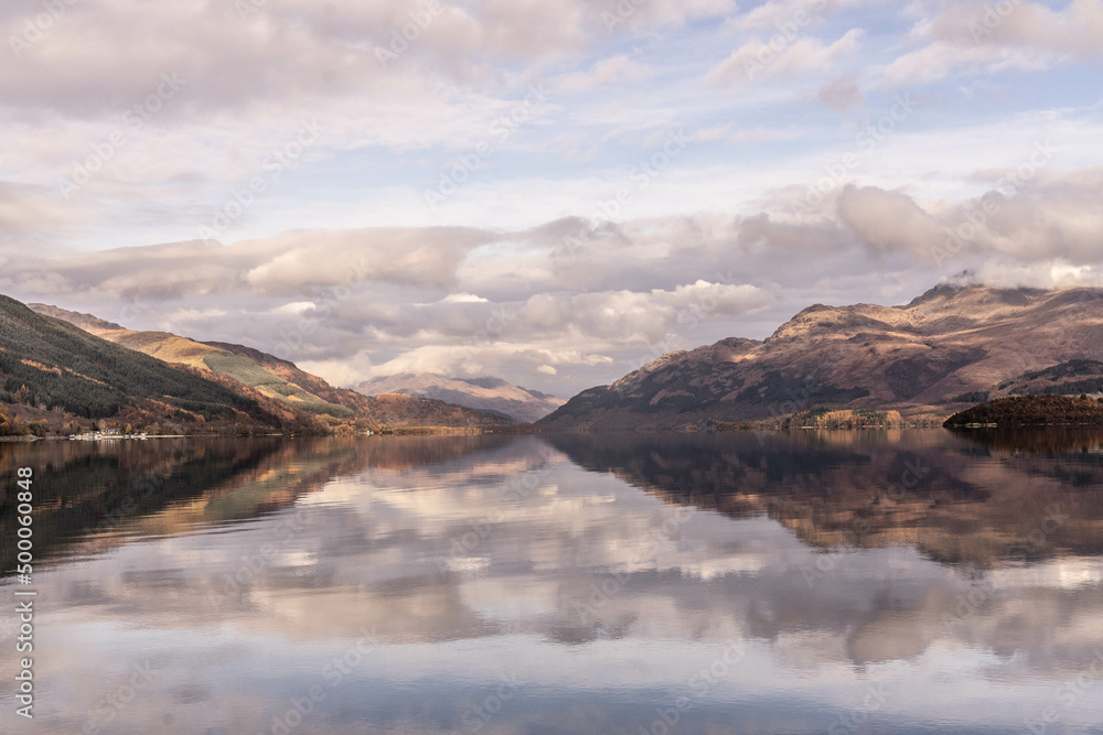 Photographie du Loch Lomond en Ecosse en automne