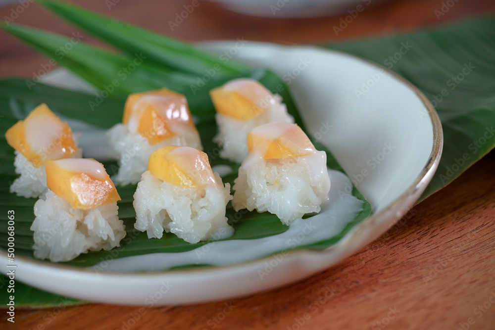 Ripe Mango Sticky Rice with Coconut Milk Authentic Thai desserts
Ripe Mango Sticky Rice with Coconut Milk Authentic Thai desserts