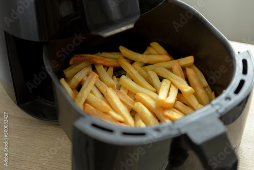  French fries are about to be fried in an oil-free fryer.